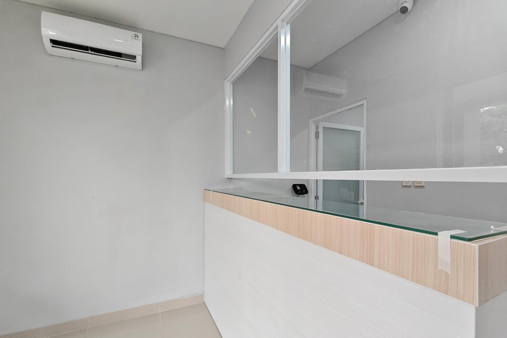 Urbanview Green Lake Sunter Residence Jakarta Exterior foto